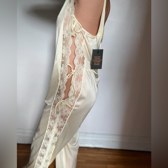 Lingerie jumpsuit made of nylon and lace with cute ties on the side. Open size. - Picture 12 of 14